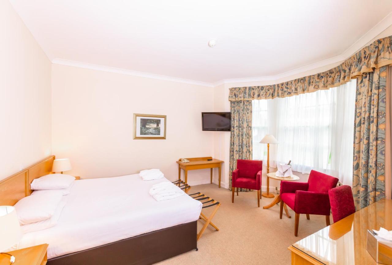 Green Hotel Кинрос Екстериор снимка