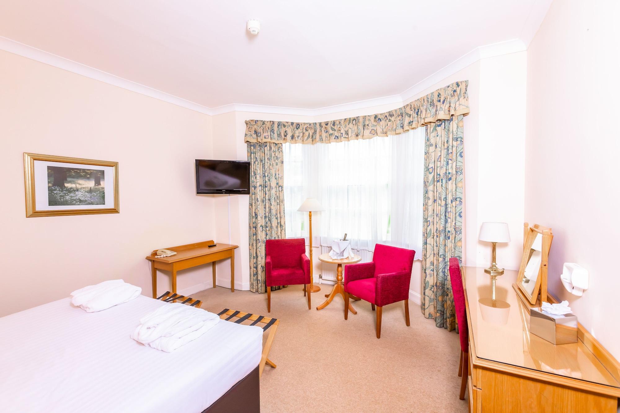 Green Hotel Кинрос Екстериор снимка