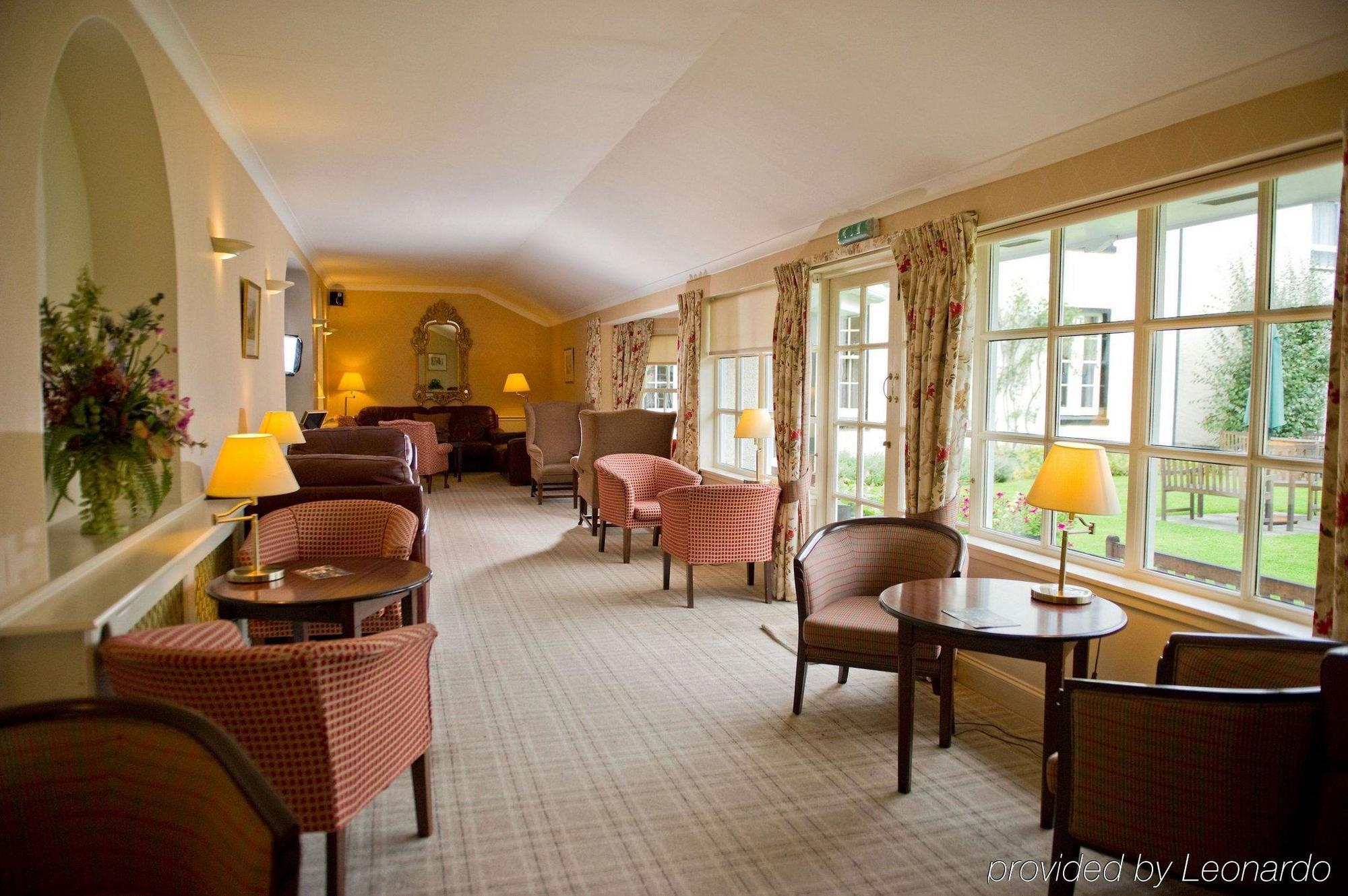 Green Hotel Кинрос Екстериор снимка