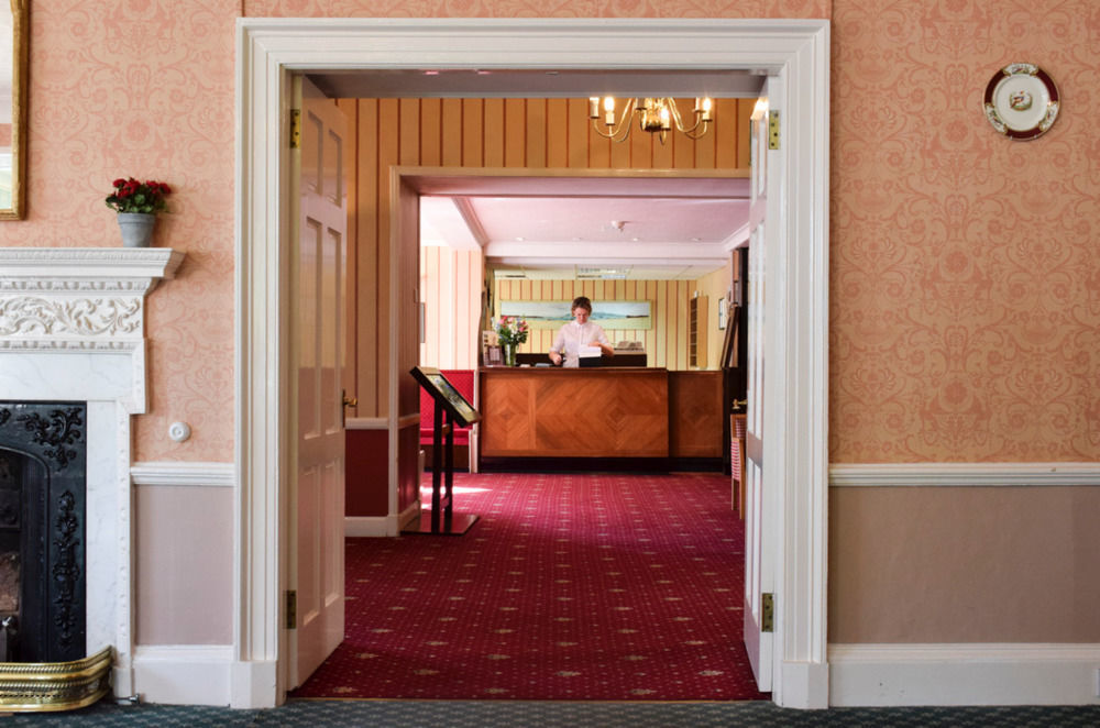 Green Hotel Кинрос Екстериор снимка