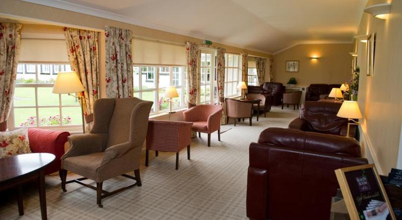 Green Hotel Кинрос Екстериор снимка